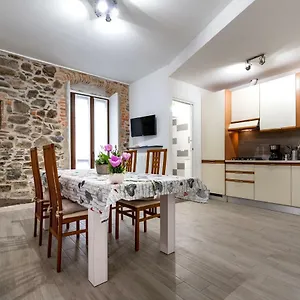 Daniel House Bellano